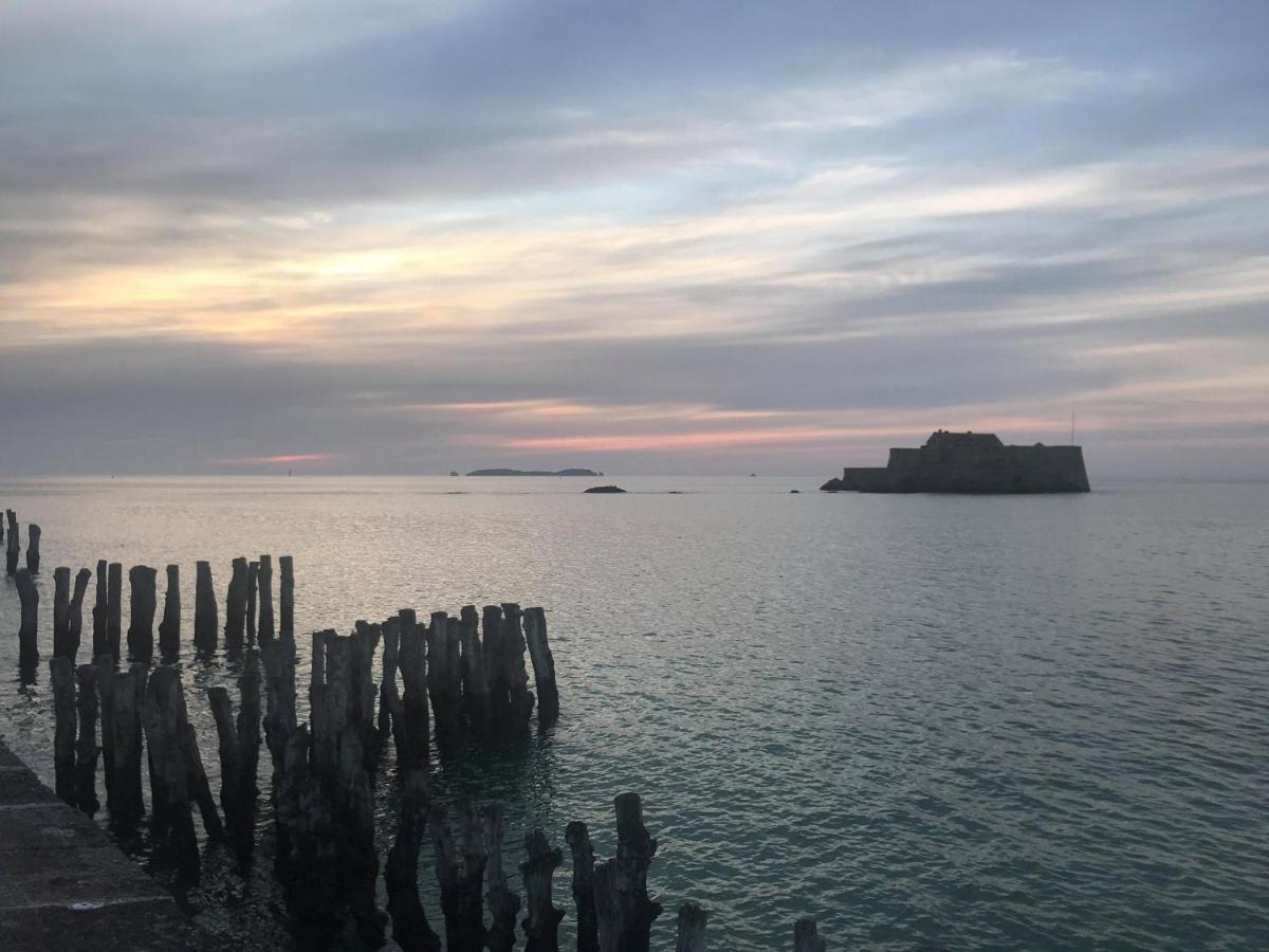 Appartement L'Emeraude A Saint Malo Intra-Muros Eksteriør bilde